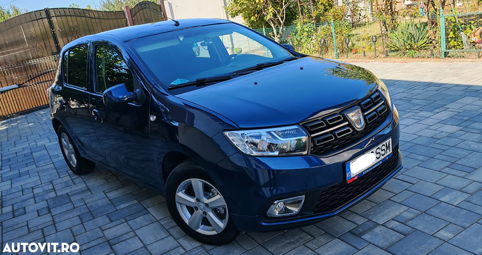 Dacia Sandero - 1
