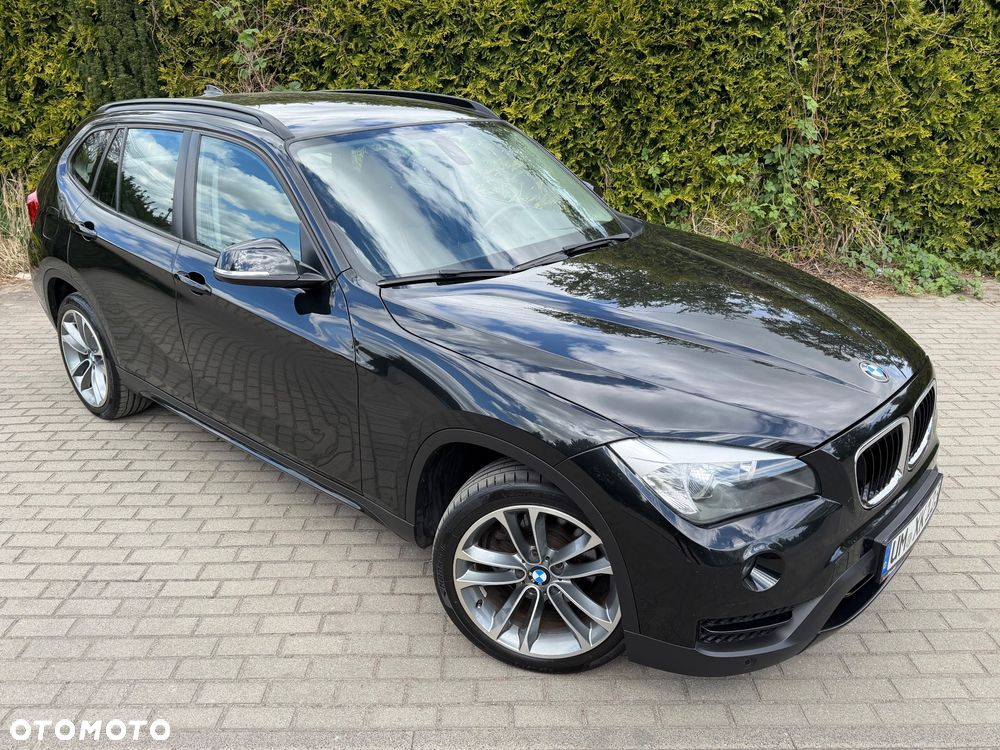 BMW X1 xDrive20i Sport Line - 10