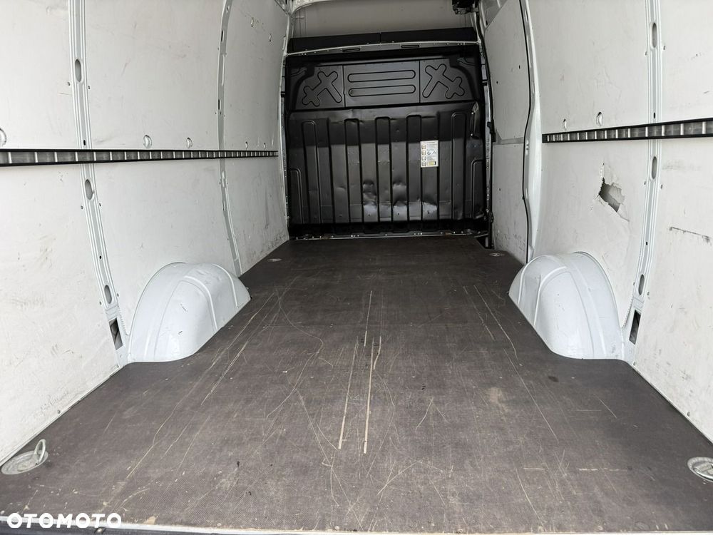 Iveco Daily 35S14 V - 12