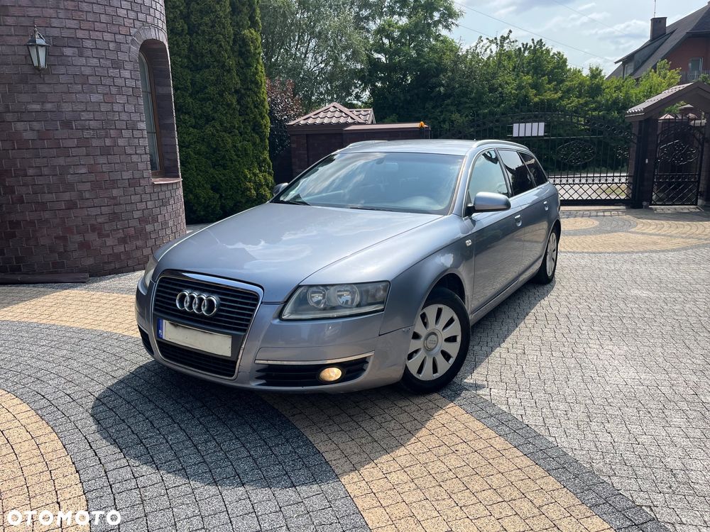 Audi A6 Avant 2.4 - 35