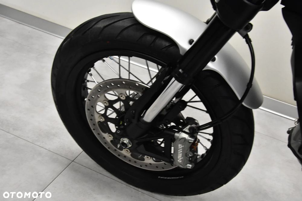 Ducati Scrambler - 34