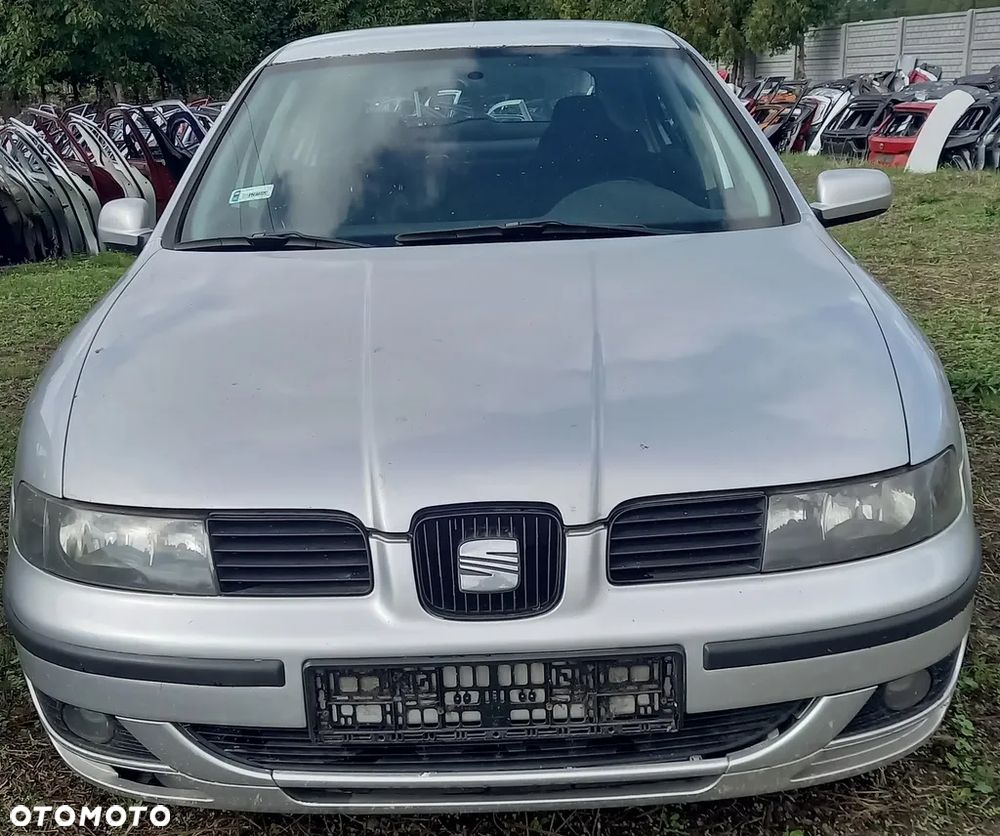 Seat Leon maska drzwi klapa zderzak silnik skrzynia lampa reflektor - 1