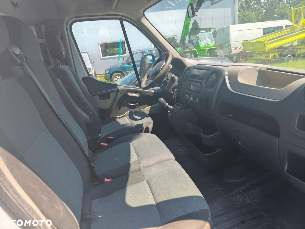 Renault Master - 3