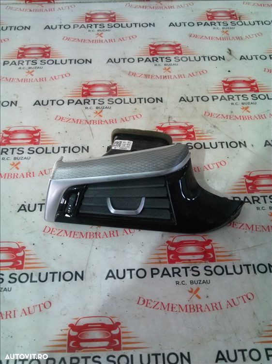 grila vetilatie bord stanga bmw seria 5 g30 g31 3.0 d an fabr. 2018 - 1