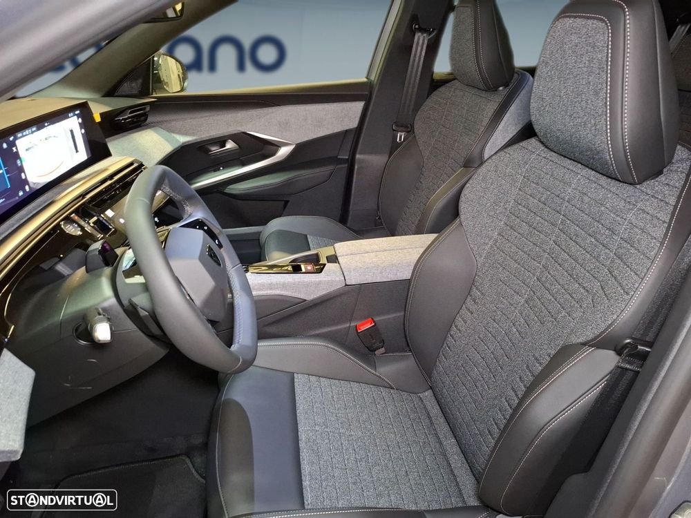 Peugeot E-5008 73 kWh Allure - 12