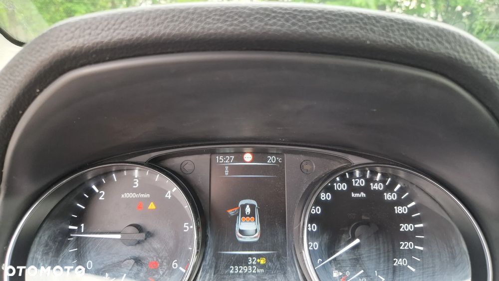 Nissan Qashqai 1.5 dCi DPF visia - 19