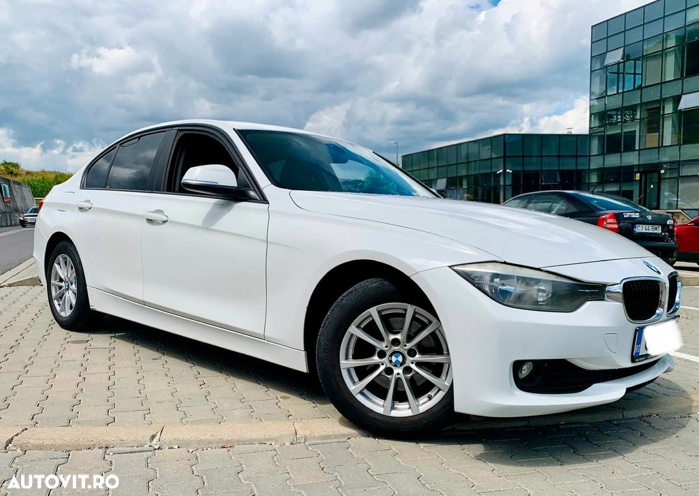 BMW Seria 3 318d DPF Aut. Edition Exclusive - 1