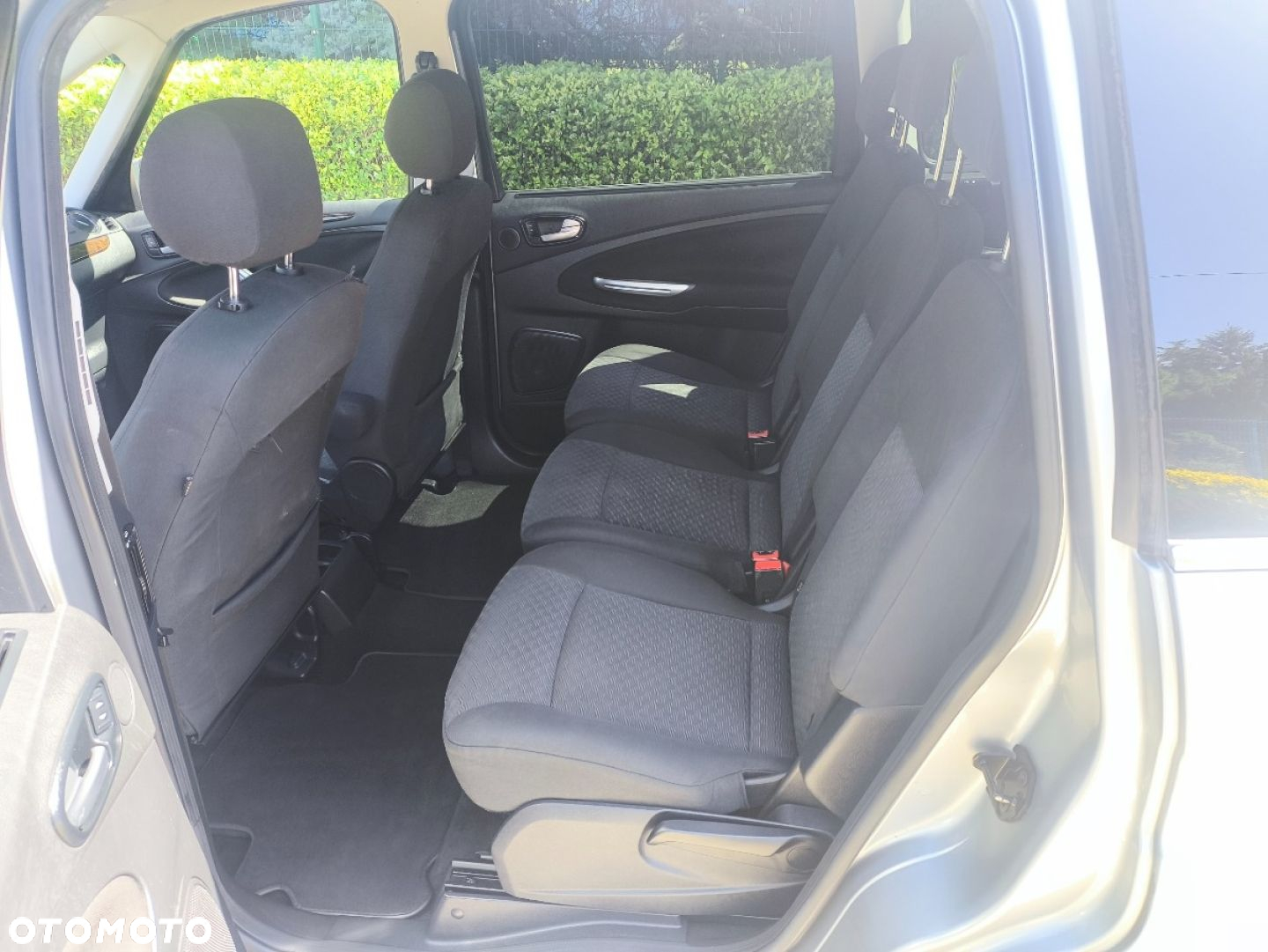 Ford Galaxy 2.0 TDCi Ghia - 8