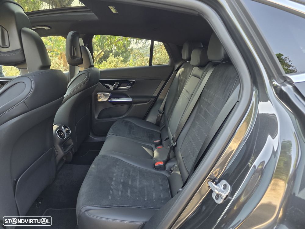 Mercedes-Benz GLC 300 de Coupe 4Matic 9G-TRONIC AMG Line - 23