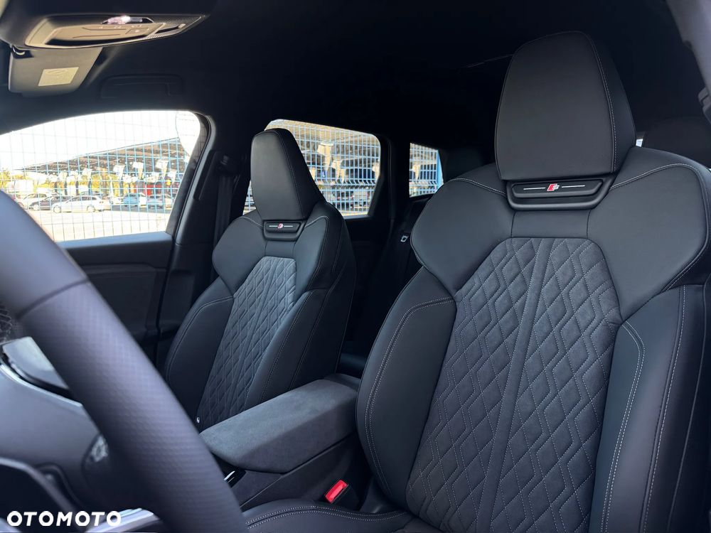 Audi Q6 e-tron - 29