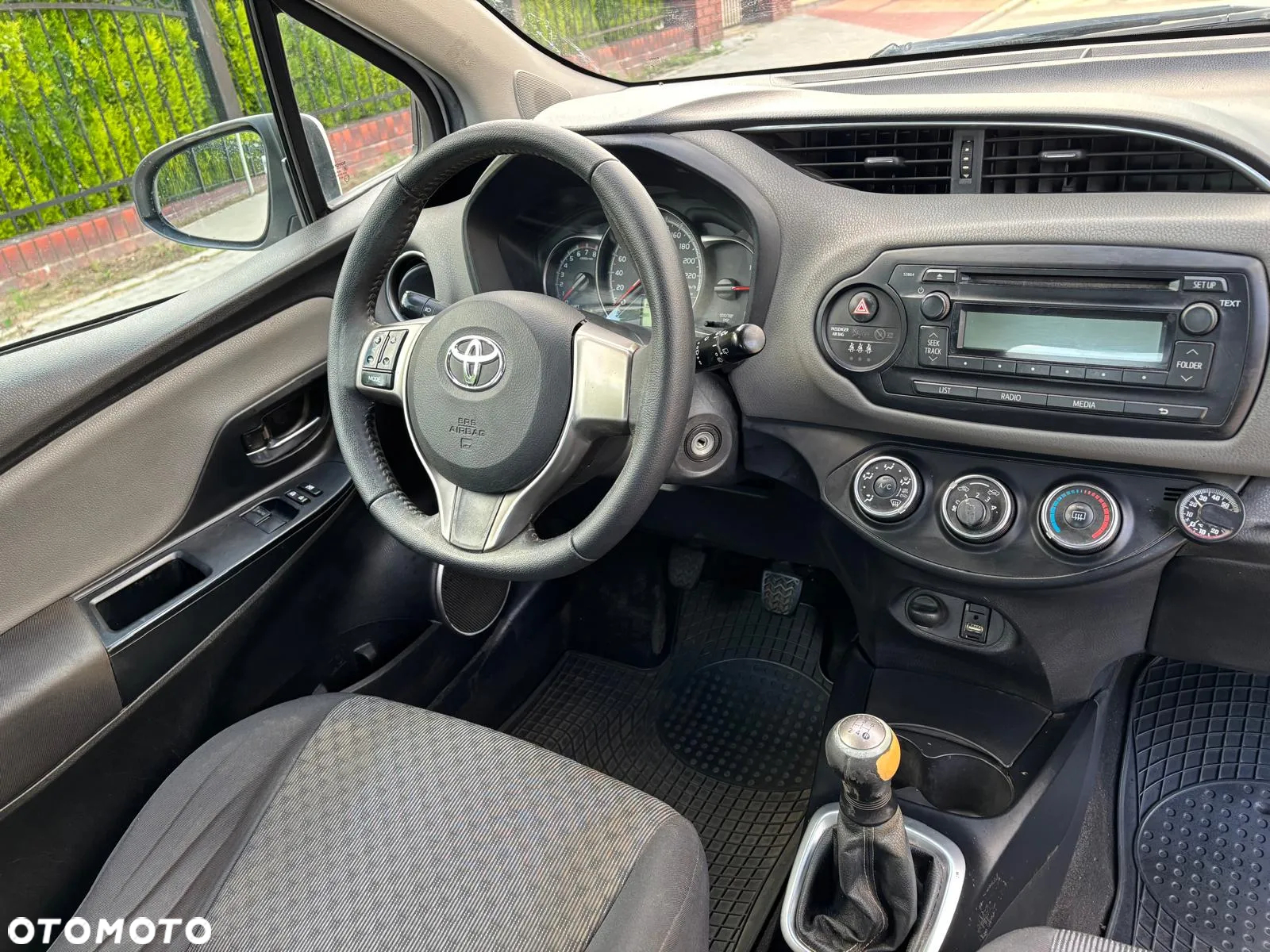 Toyota Yaris 1.0 Active - 16