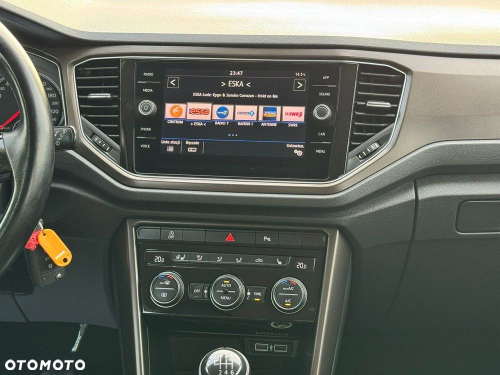 Volkswagen T-Roc 1.0 TSI Style - 27