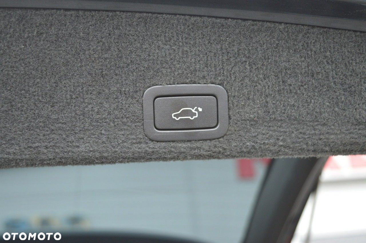 Volvo XC 60 D4 Geartronic Momentum - 36