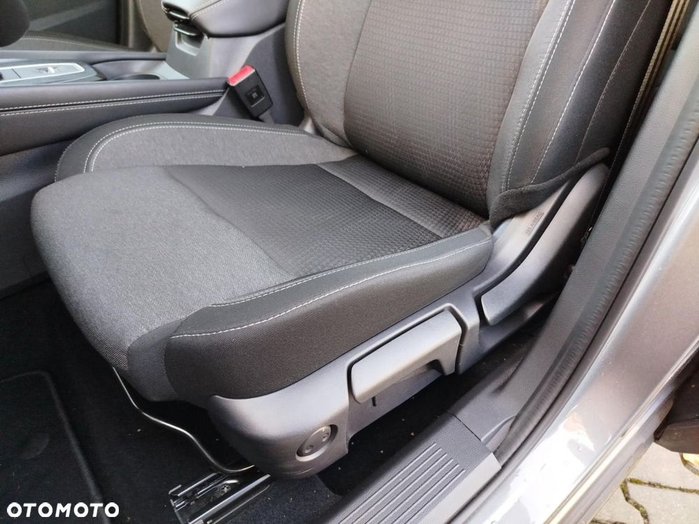 Nissan Qashqai 1.3 DIG-T mHEV N-Connecta Xtronic - 11