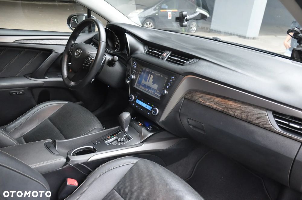 Toyota Avensis 2.0 Prestige MS - 15