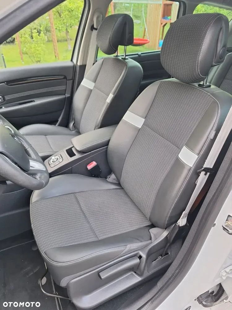 Renault Grand Scenic dCi 130 FAP Start & Stop Bose Edition - 11
