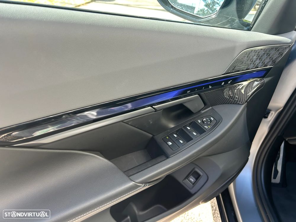 BMW i5 M60 xDrive Pack Desportivo M Pro - 11