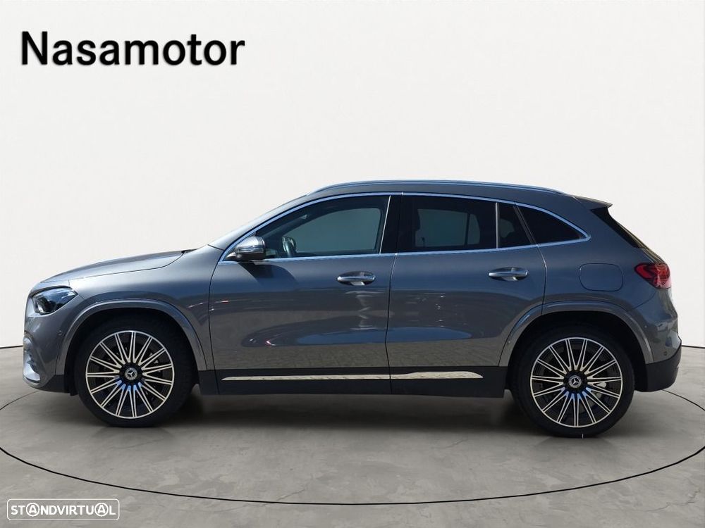 Mercedes-Benz GLA 200 - 8