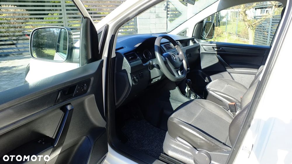 Volkswagen Caddy - 12