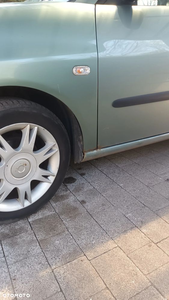 Seat Ibiza 1.4 16V Reference - 5