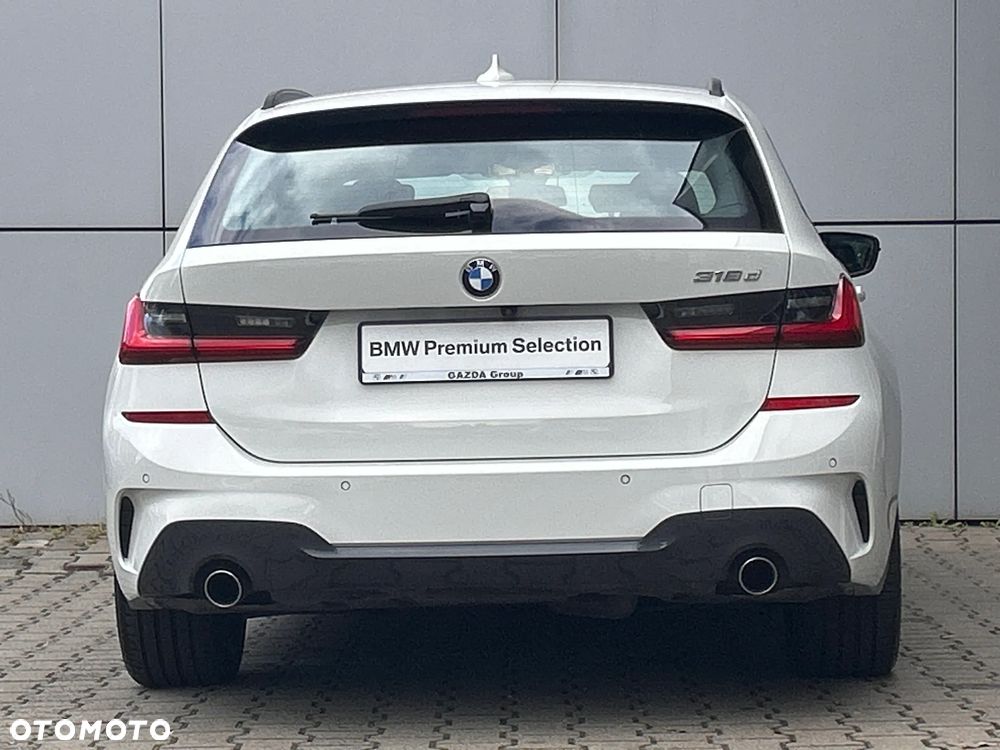 BMW Seria 3 318d MHEV M Sport - 9