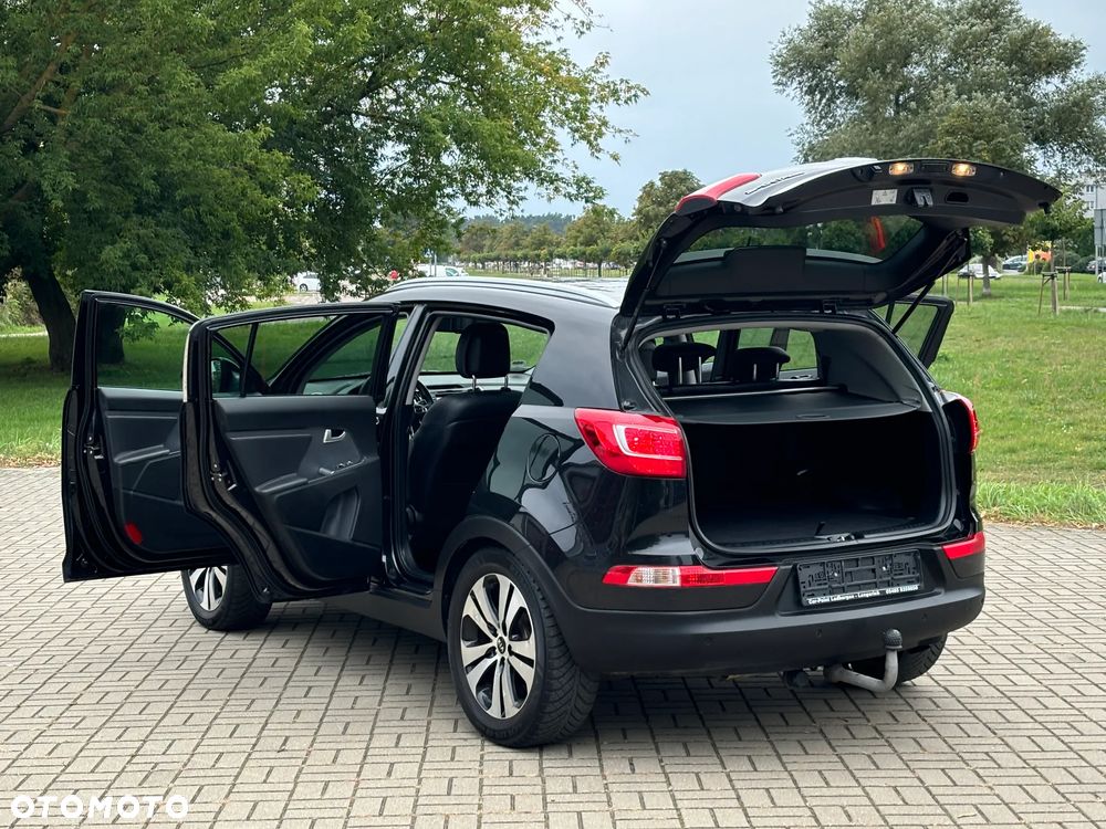 Kia Sportage 2.0 CVVT 4WD Automatik Fifa World Cup Ediition - 18