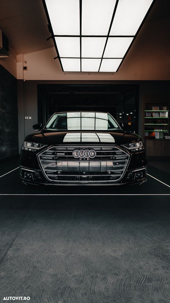 Audi A8 - 1