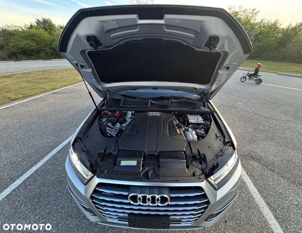 Audi Q7 - 6