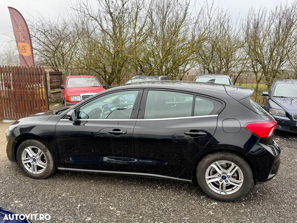 Ford Focus 2.0 TDCI DPF Start-Stopp-System Aut. Business - 5