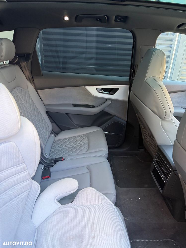 Audi Q7 55 TFSI quattro Tiptronic MHEV S Line - 2