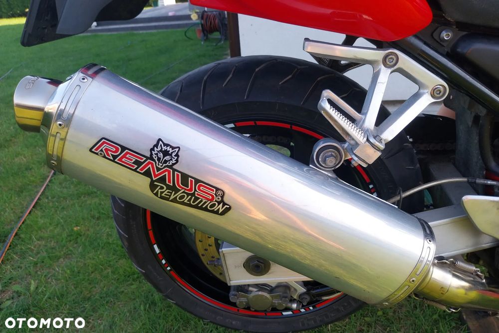 Yamaha FZS - 13