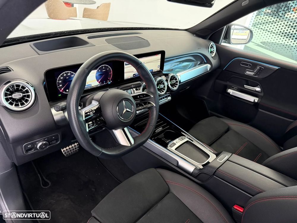 Mercedes-Benz GLB 180 d AMG Line - 10