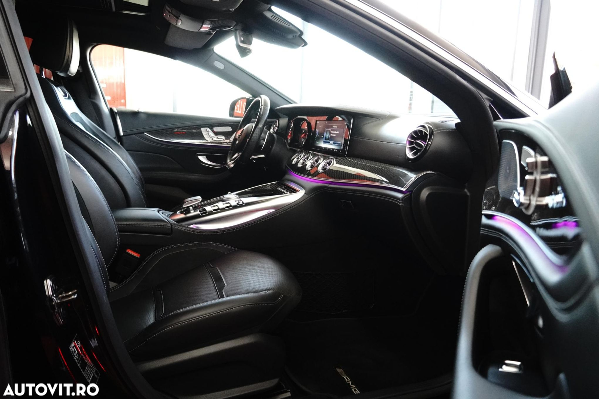 Mercedes-Benz AMG GT - 19