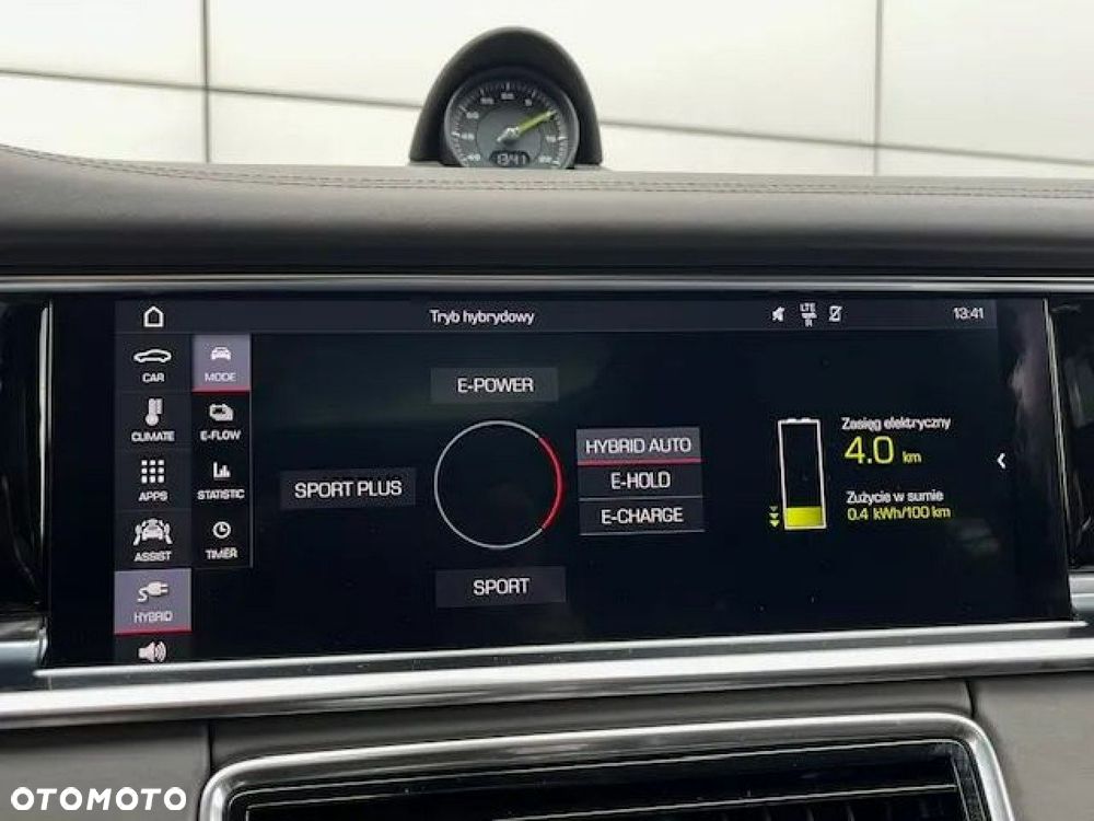 Porsche Panamera - 31