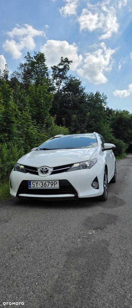 Toyota Auris - 1