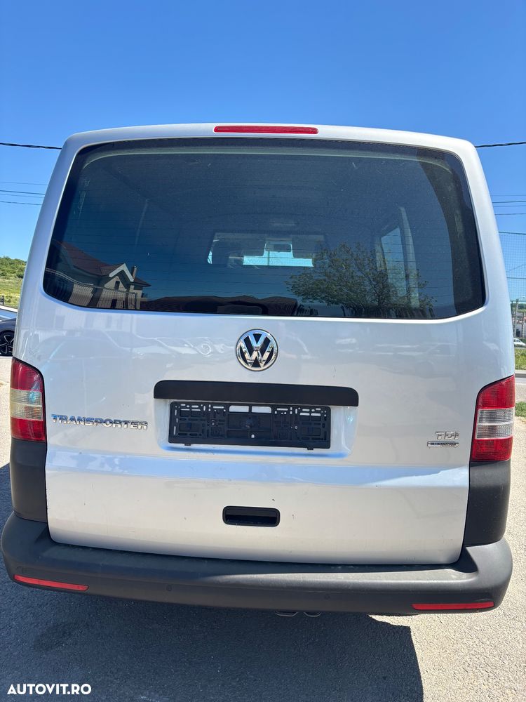 Volkswagen Transporter - 4