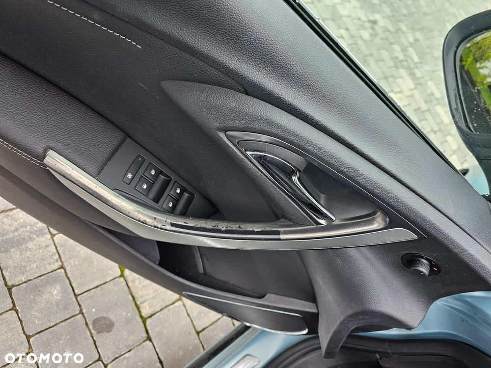 Opel Astra 1.6 T Cosmo - 24