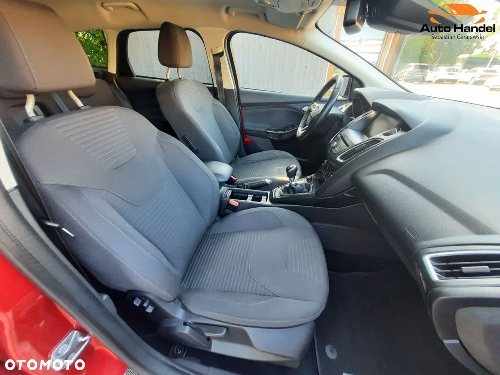 Ford Focus 1.0 EcoBoost STart-Stopp-System TITANIUM - 35