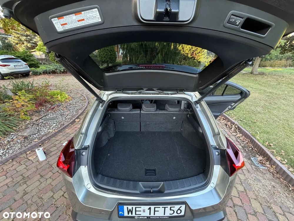 Lexus UX 250h GPF Business 2WD - 15