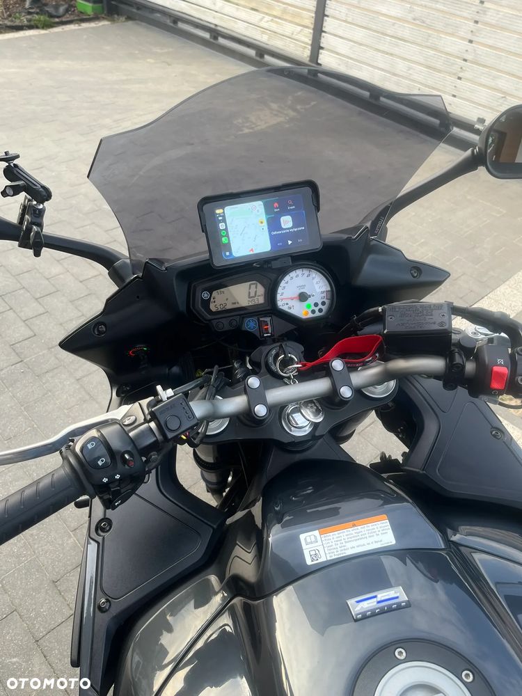 Yamaha FZ8 - 17