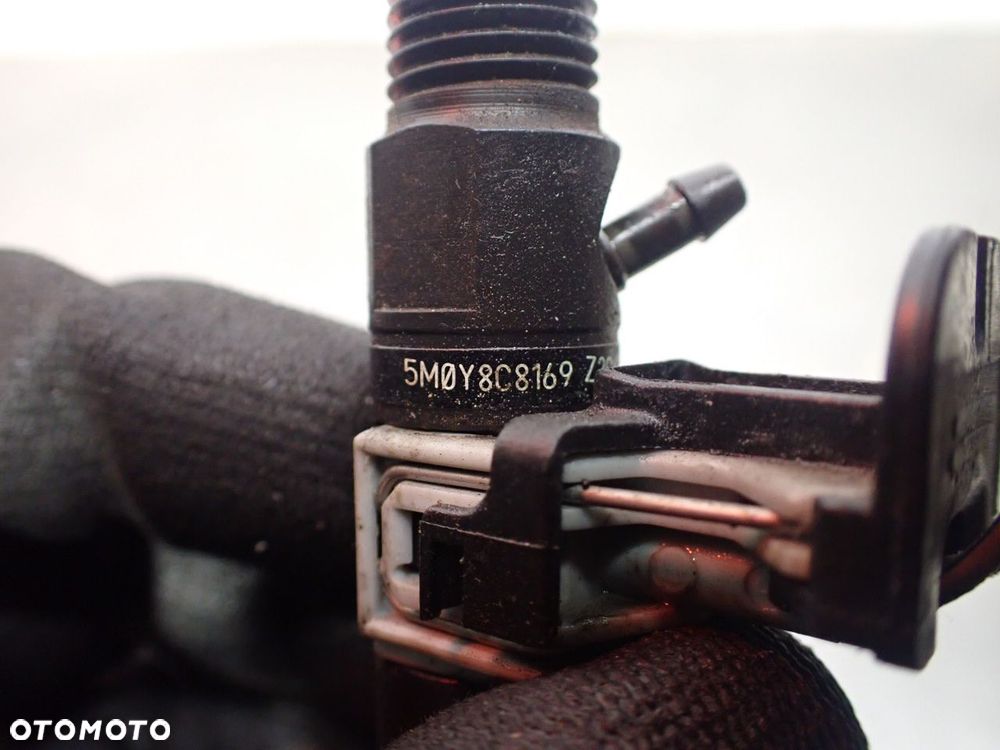 WTRYSK RENAULT CLIO III LIFT - 6