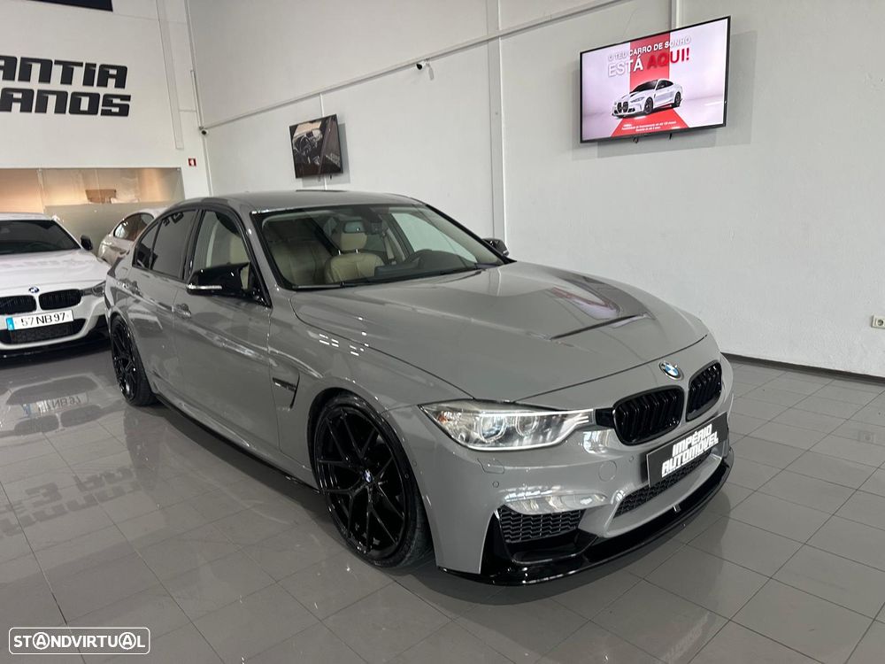 BMW 328 i Auto Pack M - 12