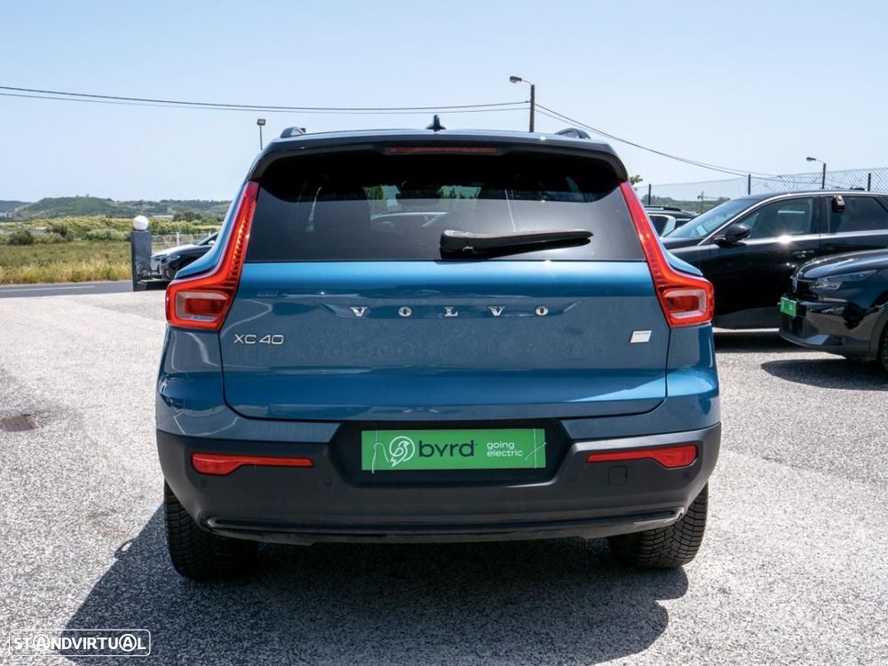 Volvo XC 40 Recharge Pro - 11