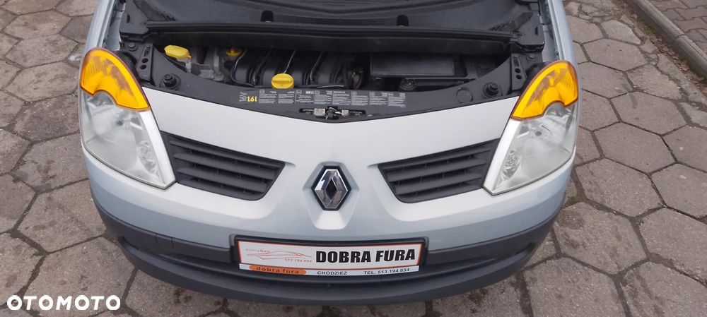 Renault Modus 1.6 16V Privilege - 22