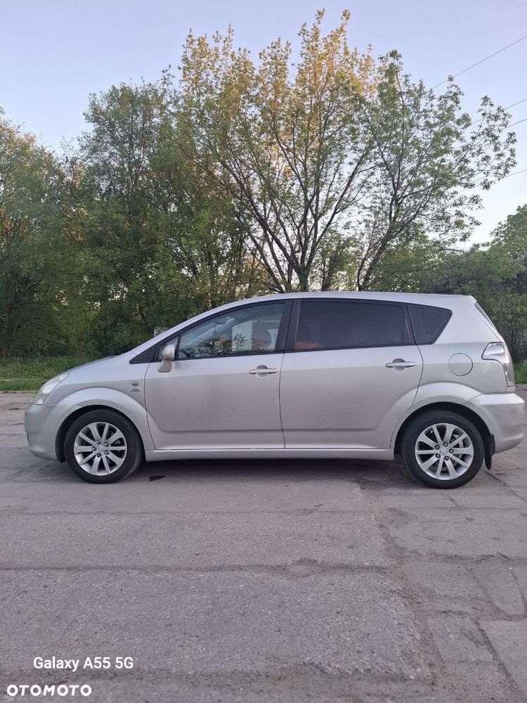 Toyota Corolla Verso 2.0 D-4D Prestige - 10