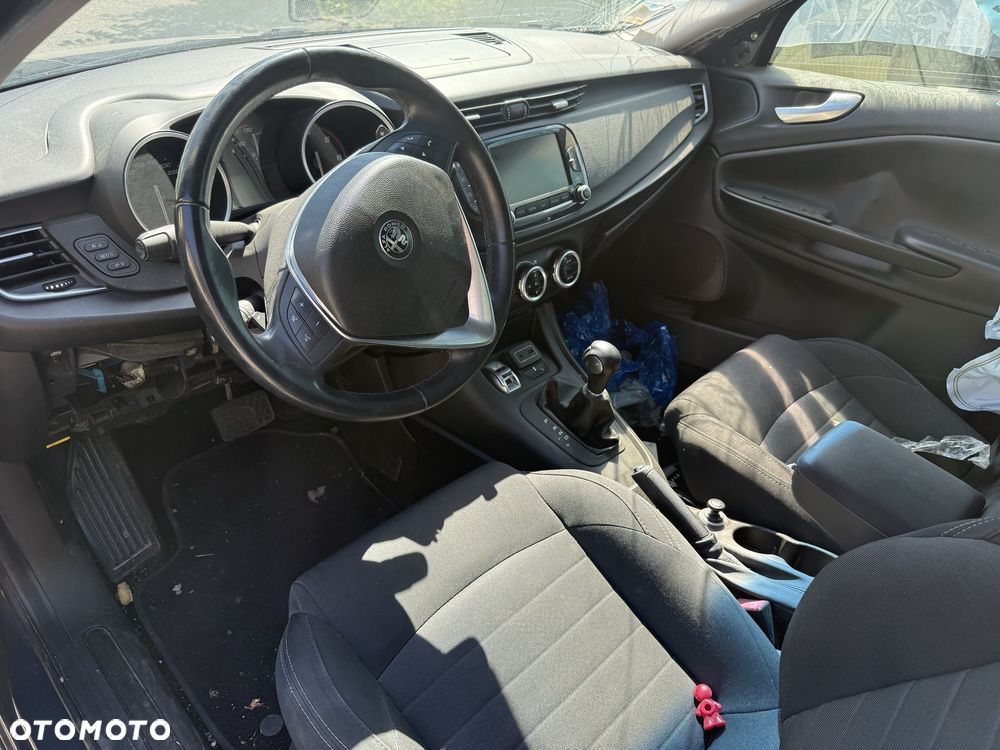 Alfa Romeo Giulietta - 4