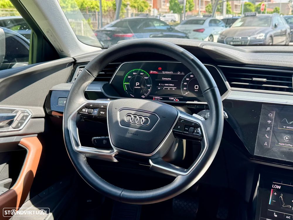 Audi e-tron 55 quattro Advanced - 12