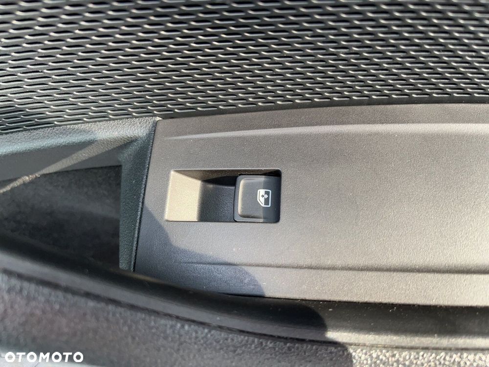 Skoda Octavia 2.0 TDI Sportline - 20