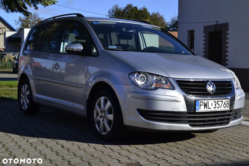 Volkswagen Touran - 3