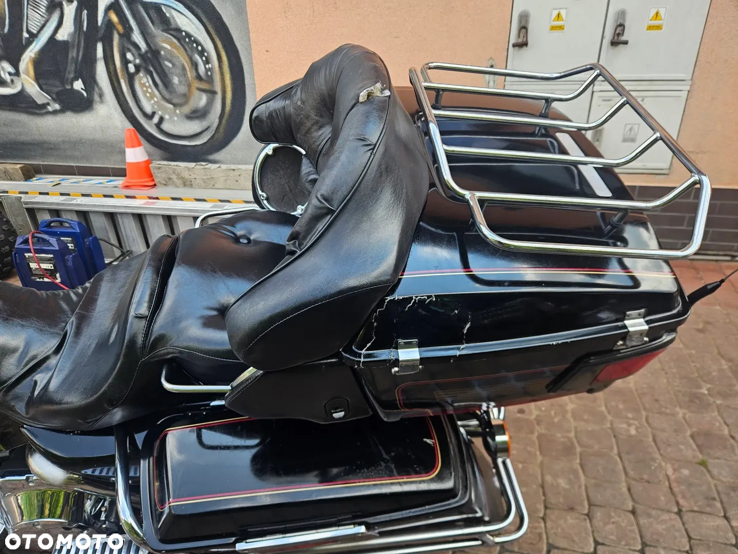 Harley-Davidson FLH Electra Glide - 5